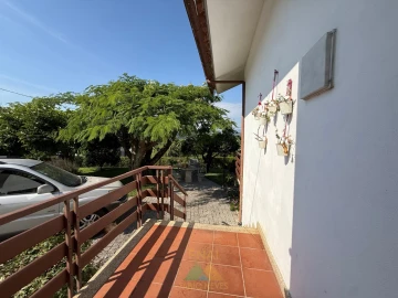 Moradia T4 para Venda em Bravães