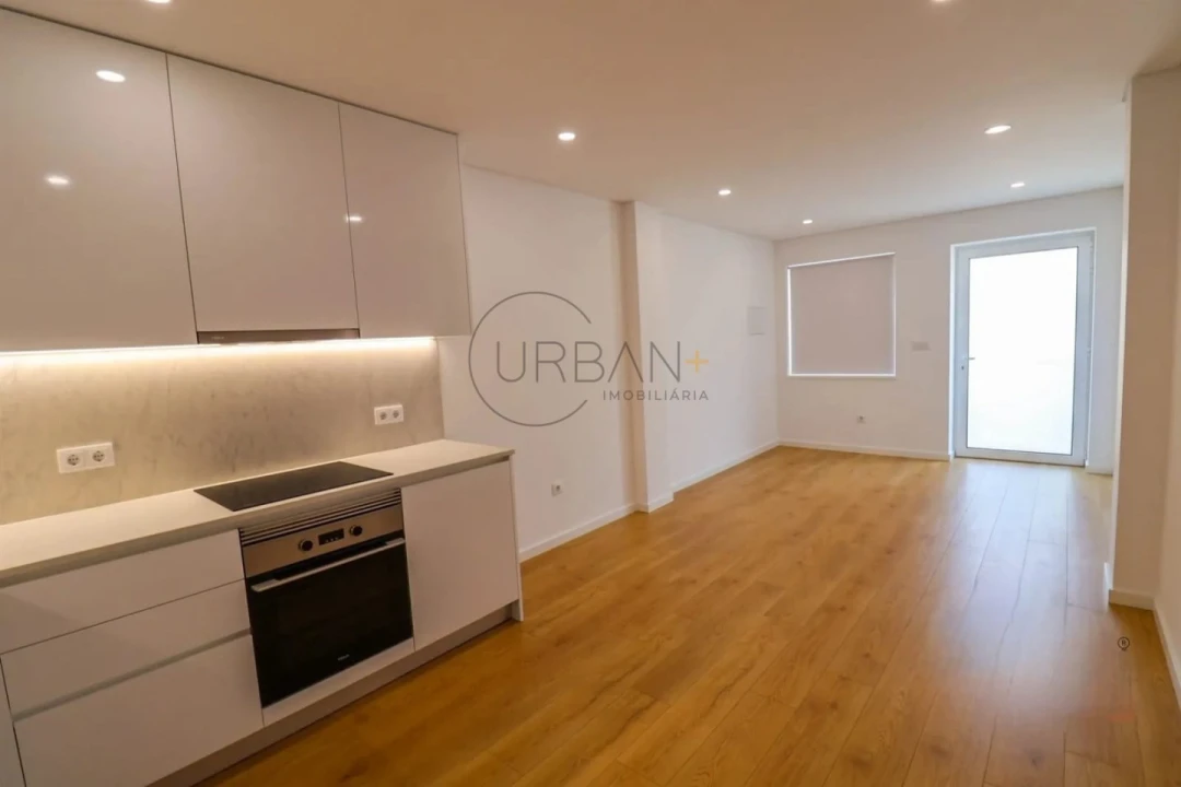 Apartamento T1 para Venda em Viseu Foto 3