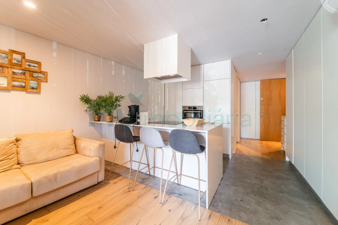 Apartamento para Venda em Creixomil Foto 6