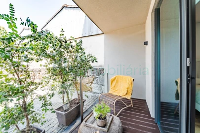 Apartamento para Venda em Creixomil