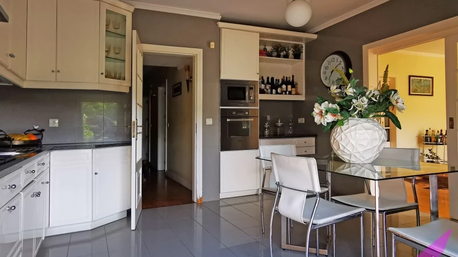 Moradia T4 para Venda em Darque