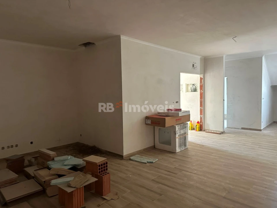 Moradia T4 para Venda em Pego Foto 11