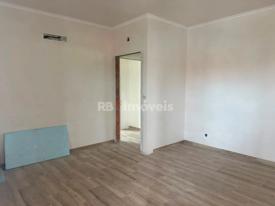 Moradia T4 para Venda em Pego Foto 15
