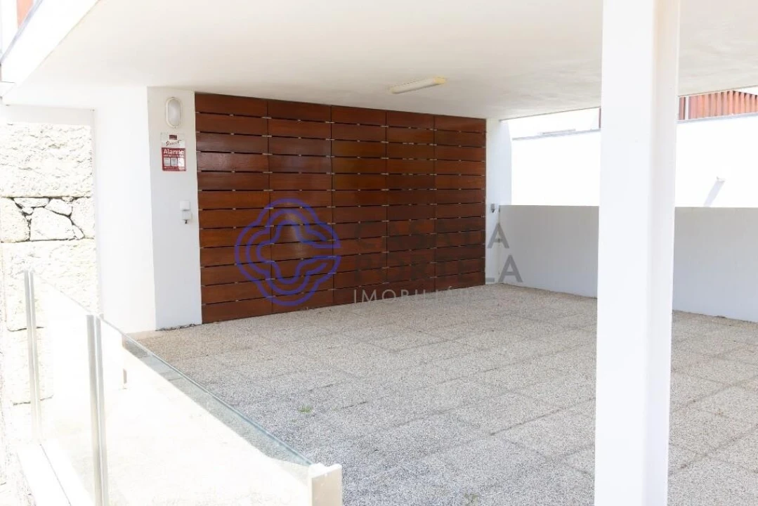 Moradia T4 para Venda em Moledo e Cristelo Foto 18