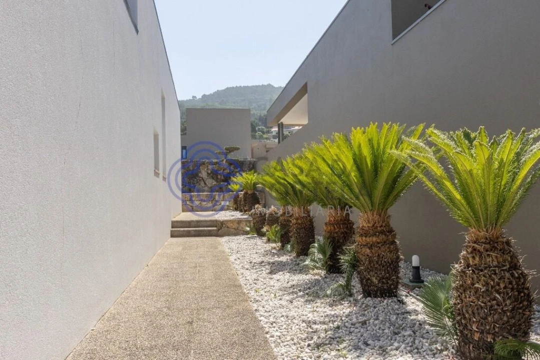 Moradia T4 para Venda em Moledo e Cristelo Foto 4