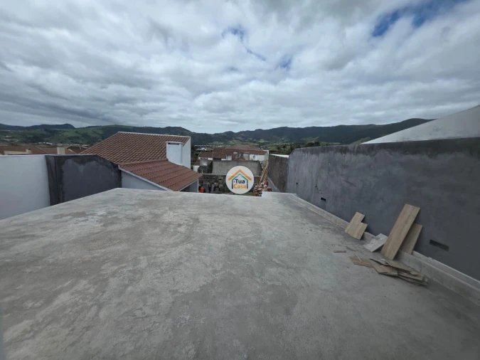Moradia T1 para Venda em Nossa Senhora dos Remedios Foto 23