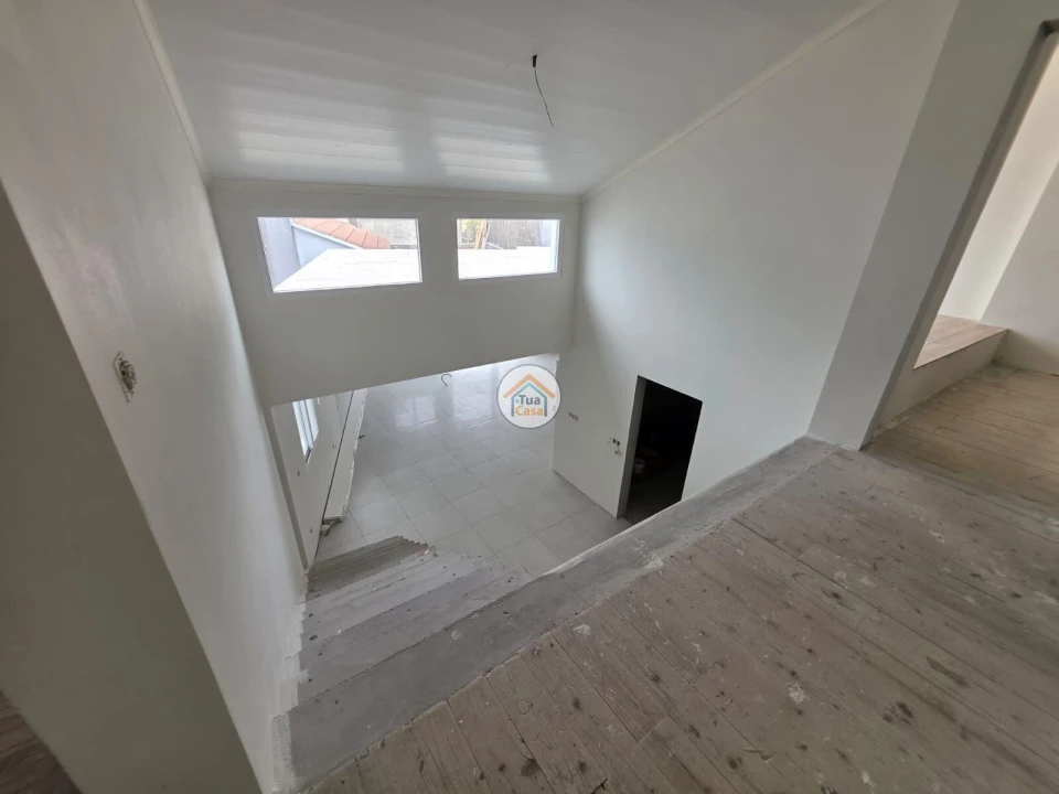 Moradia T1 para Venda em Nossa Senhora dos Remedios Foto 17