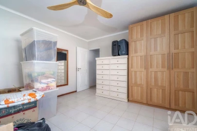 Moradia T4 para Venda em Almancil