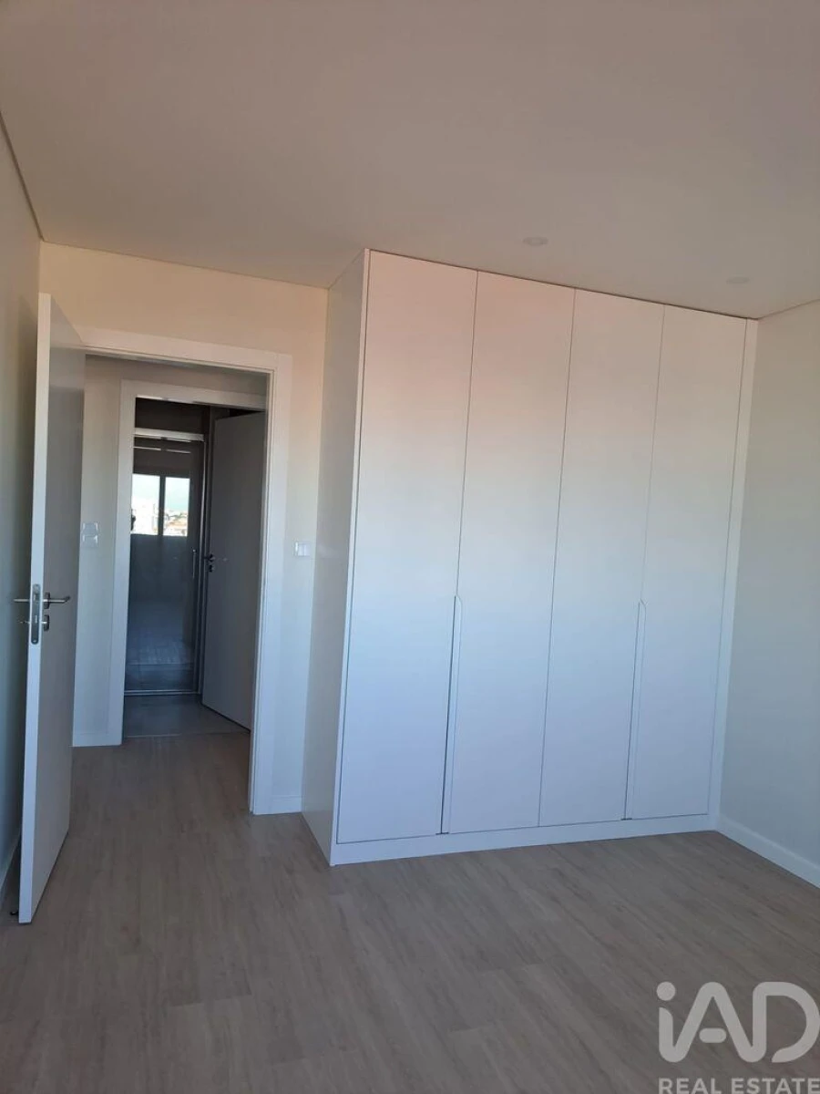 Apartamento T3 para Venda em Santa Marinha e São Pedro da Afurada Foto 14
