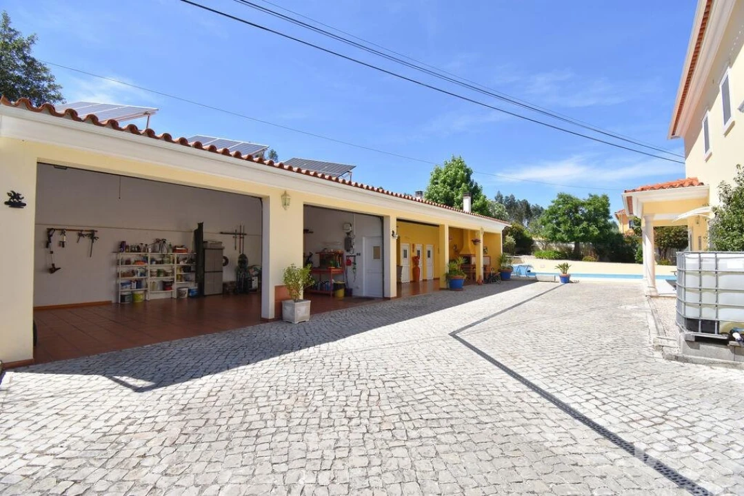 Moradia T4 para Venda em Alvorge Foto 29