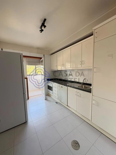 Apartamento T3 para Venda em Campanhã