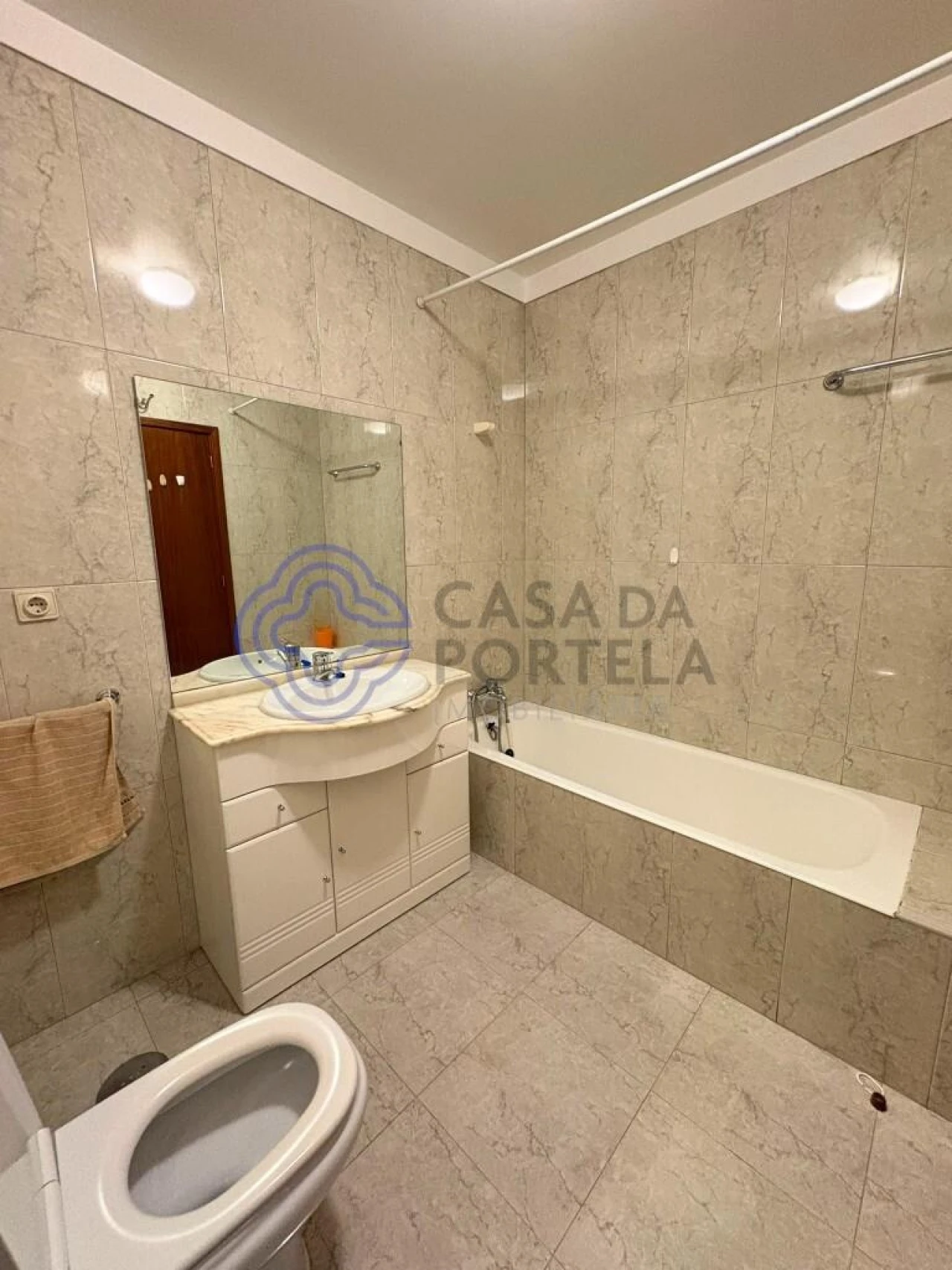 Apartamento T3 para Venda em Campanhã Foto 12