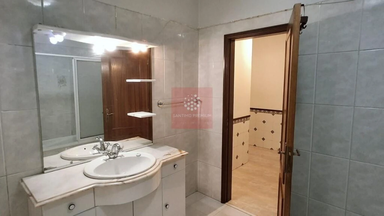 Apartamento T2 para Venda em Algueirão-Mem Martins Foto 21