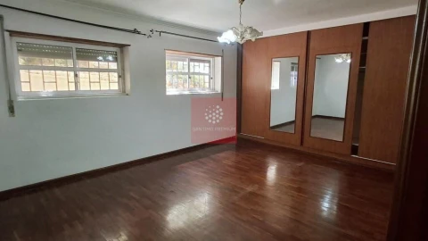Apartamento T2 para Venda em Algueirão-Mem Martins