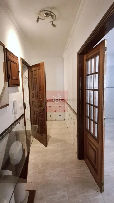 Apartamento T2 para Venda em Algueirão-Mem Martins
