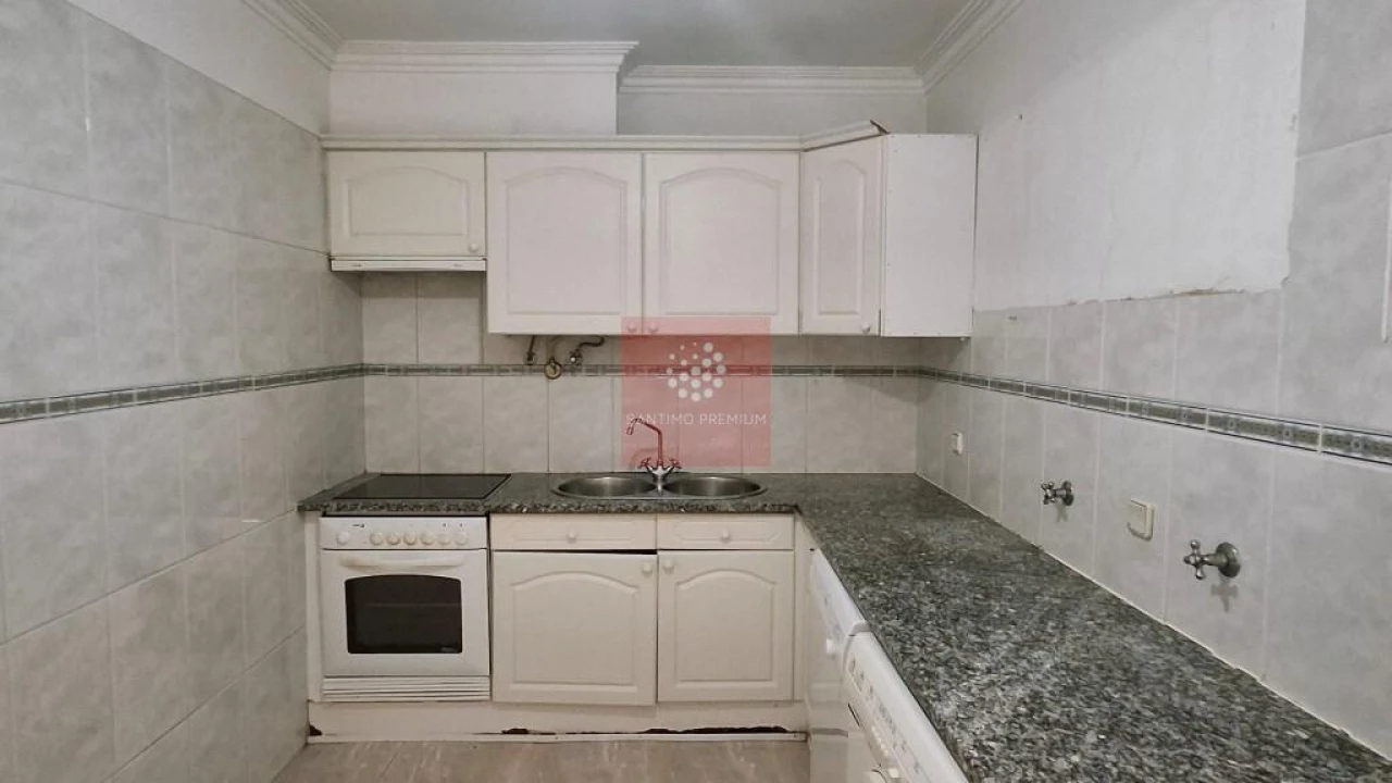 Apartamento T2 para Venda em Algueirão-Mem Martins Foto 8