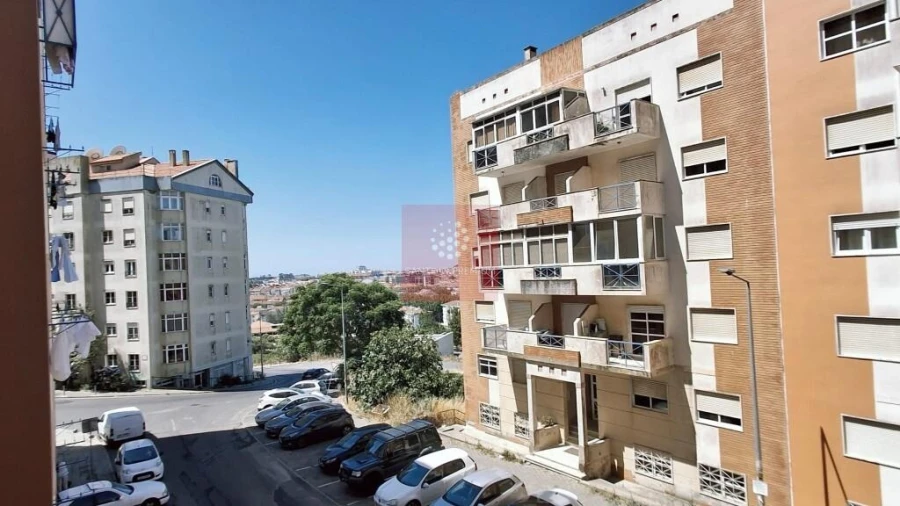 Apartamento T2 para Venda em Algueirão-Mem Martins Foto 36