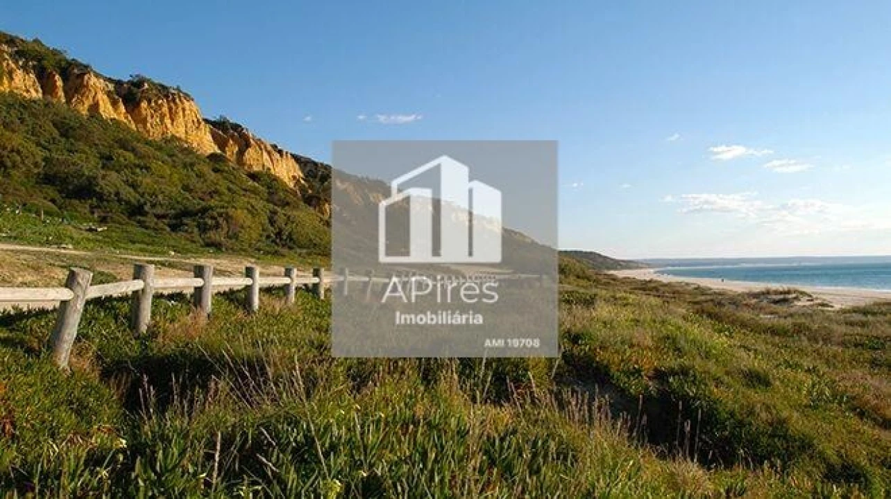 Apartamento T3 para Venda em Costa da Caparica Foto 18