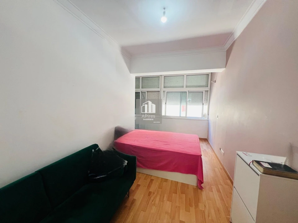 Apartamento T3 para Venda em Costa da Caparica Foto 10