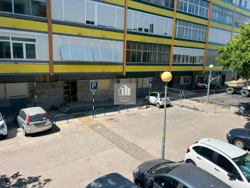 Apartamento T3 para Venda em Costa da Caparica