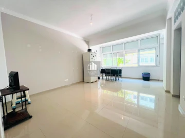 Apartamento T3 para Venda em Costa da Caparica
