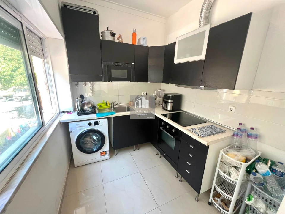 Apartamento T3 para Venda em Costa da Caparica Foto 7
