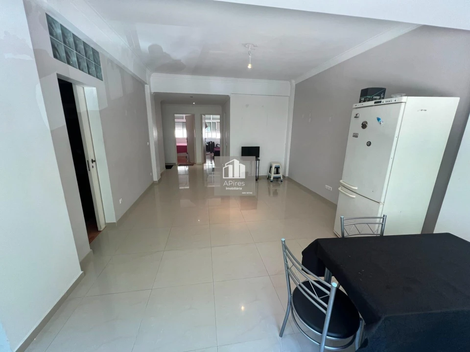 Apartamento T3 para Venda em Costa da Caparica Foto 2