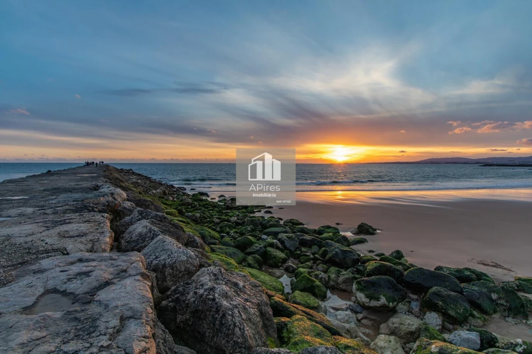 Apartamento T3 para Venda em Costa da Caparica Foto 16