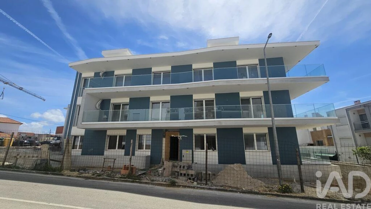 Apartamento T3 para Venda em Nazare Foto 1