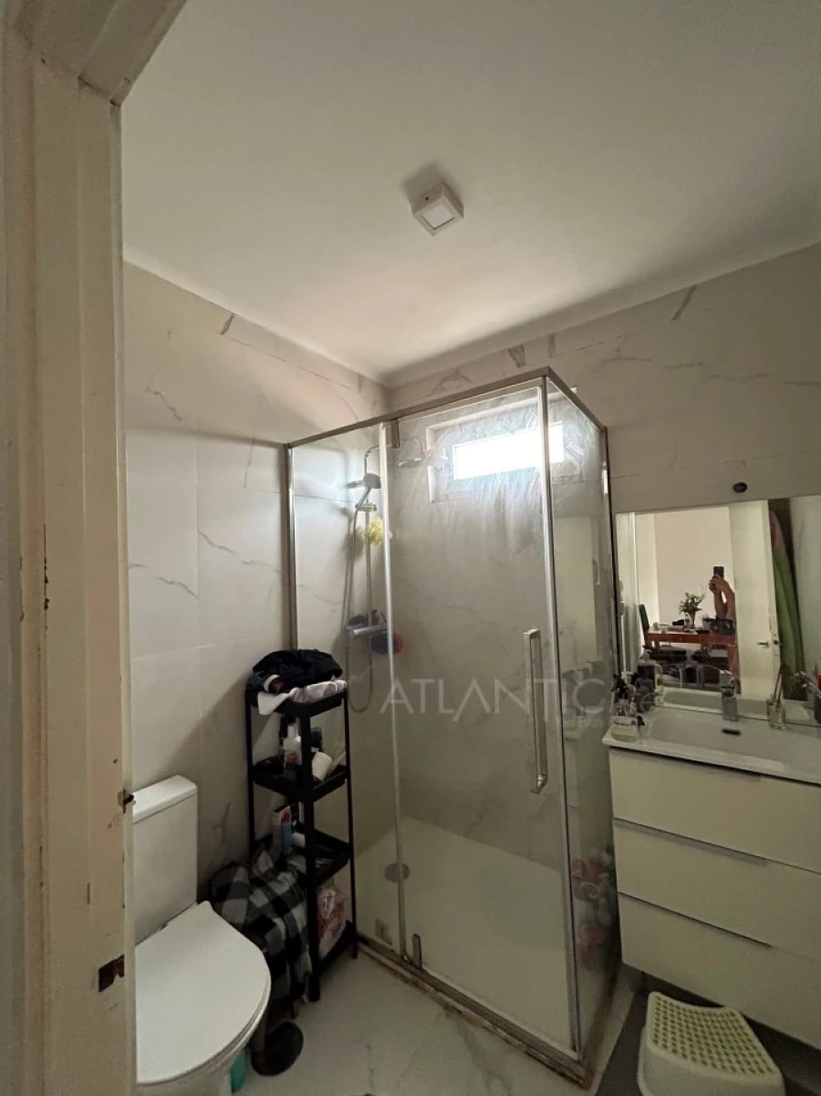 Apartamento T2 para Venda em Agualva e Mira-Sintra Foto 11