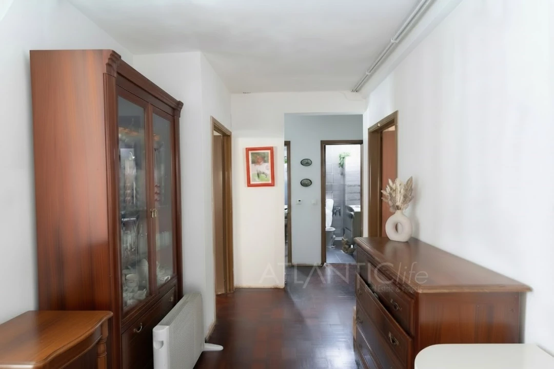 Apartamento T4 para Venda em Algueirão-Mem Martins Foto 2