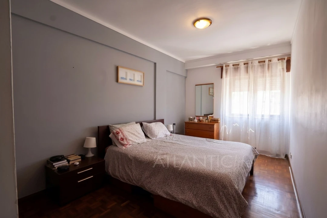 Apartamento T3 para Venda em Rio de Mouro Foto 5