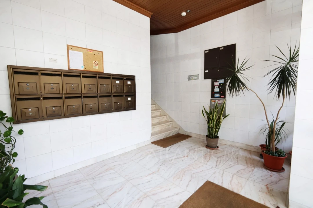 Apartamento T3 para Venda em Rio de Mouro Foto 10