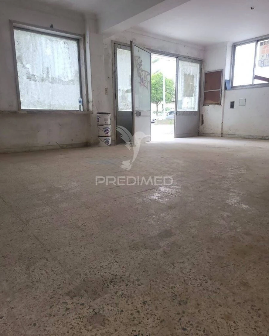 Loja para Venda em Agualva e Mira-Sintra Foto 3