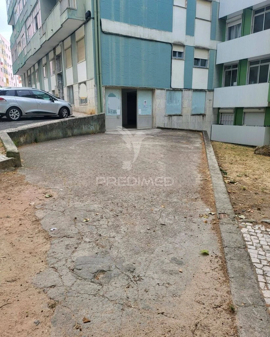 Loja para Venda em Agualva e Mira-Sintra Foto 9