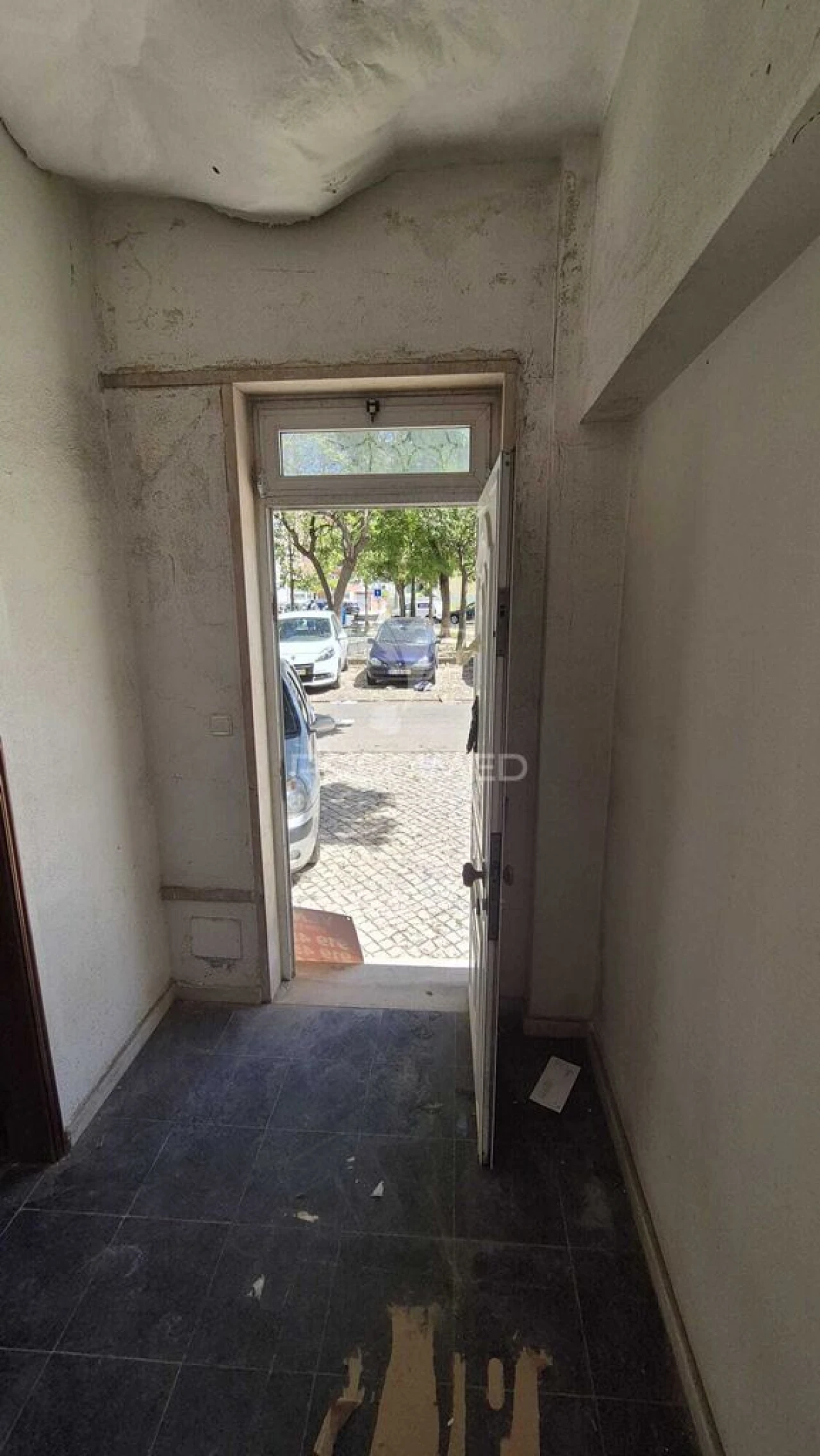 Loja para Venda em Laranjeiro e Feijó Foto 13