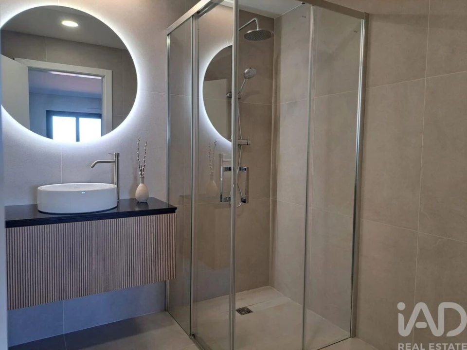 Apartamento T3 para Venda em Santa Marinha e São Pedro da Afurada Foto 10