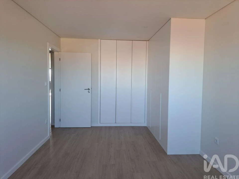 Apartamento T3 para Venda em Santa Marinha e São Pedro da Afurada Foto 6
