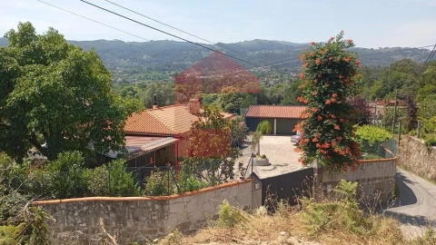 Moradia T3 para Venda em Coucieiro