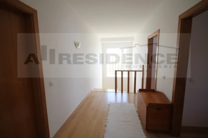 Moradia T4 para Venda em Algoz e Tunes
