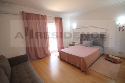 Moradia T4 para Venda em Algoz e Tunes