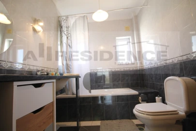 Moradia T4 para Venda em Algoz e Tunes