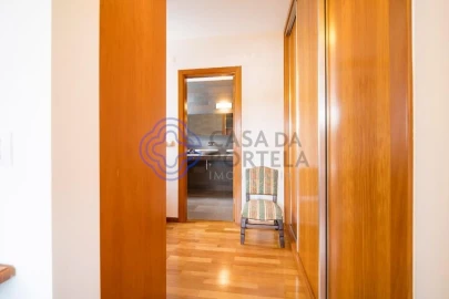 Moradia T3 para Venda em Santa Maria, São Pedro e Matacães