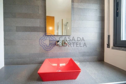 Moradia T3 para Venda em Santa Maria, São Pedro e Matacães