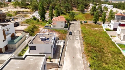 Moradia T3 para Venda em Santa Maria, São Pedro e Matacães