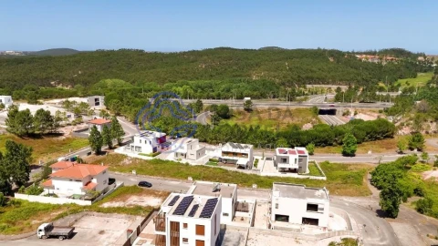 Moradia T3 para Venda em Santa Maria, São Pedro e Matacães