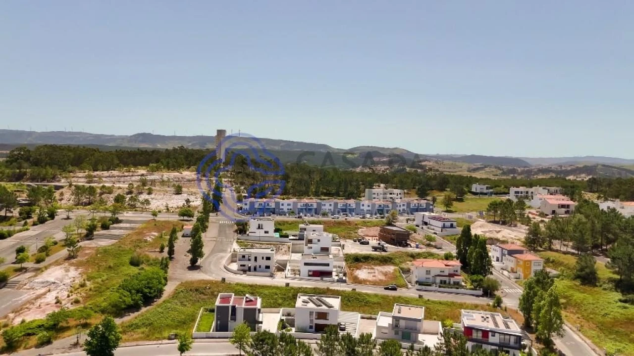 Moradia T3 para Venda em Santa Maria, São Pedro e Matacães Foto 3