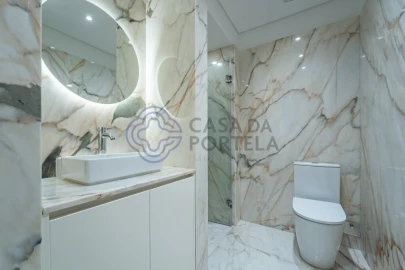 Apartamento T3 para Venda em Aldoar, Foz do Douro e Nevogilde