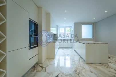 Apartamento T3 para Venda em Aldoar, Foz do Douro e Nevogilde