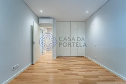 Apartamento T3 para Venda em Aldoar, Foz do Douro e Nevogilde